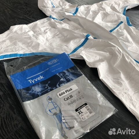 Защитный комбинезон Tyvek 600 Plus With Socks Защитный комбинезон Tyvek 600 Plus With Socks