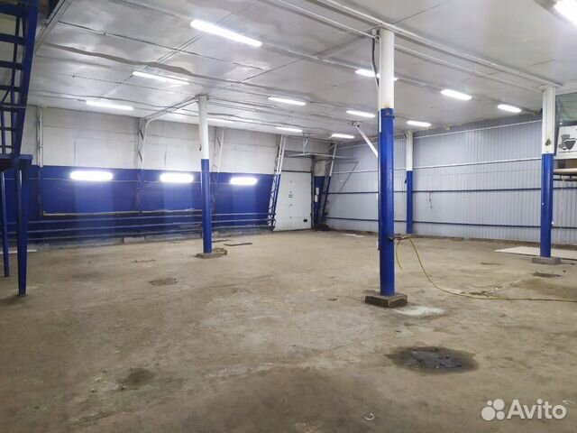Здание 1-я линия автосервис, склад, спортзал 550м2 Здание 1-я линия автосервис, склад, спортзал 550м2