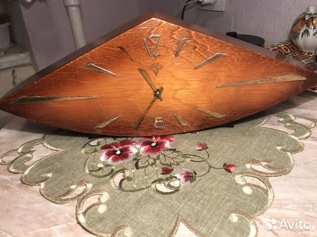 Часы «Весна» Часы «Весна»
