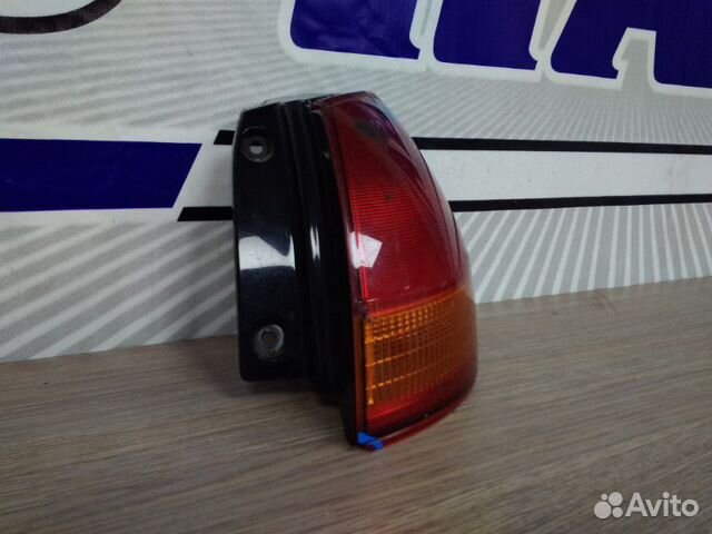 Фонарь задний задний правый Nissan Ad VFY11 Фонарь задний задний правый Nissan Ad VFY11