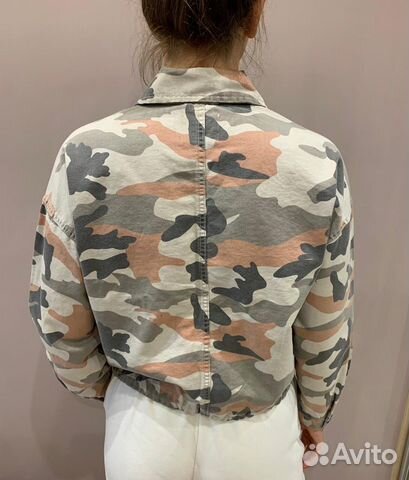 Хлопковая куртка bershka размер M Хлопковая куртка bershka размер M