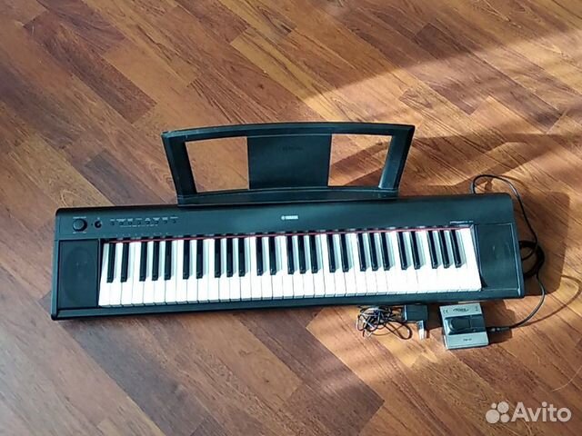 Синтезатор Yamaha Piaggero NP-11 + педаль Forse FS Синтезатор Yamaha Piaggero NP-11 + педаль Forse FS