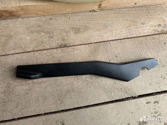 Накладка петли багажника Ауди 100/А6 С4