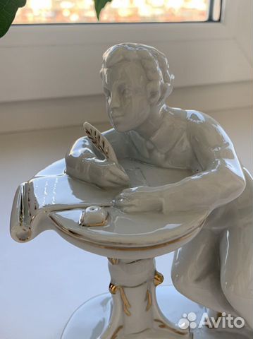 Статуэтка «Юный Пушкин» лфз