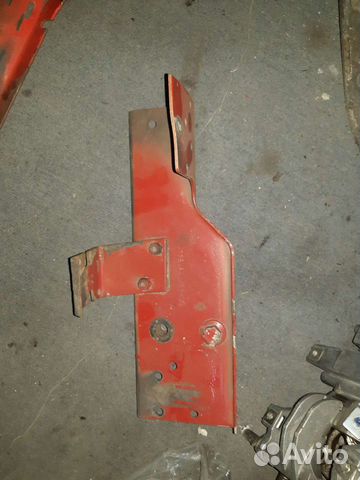 Scania 1379441 кронштейн клапана