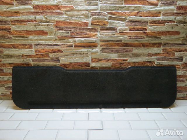 Обшивка крышки багажника нижней Range Rover Vogue