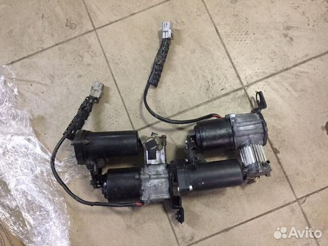 Насос подвески Toyota Land Cruiser Prado 120 GX470