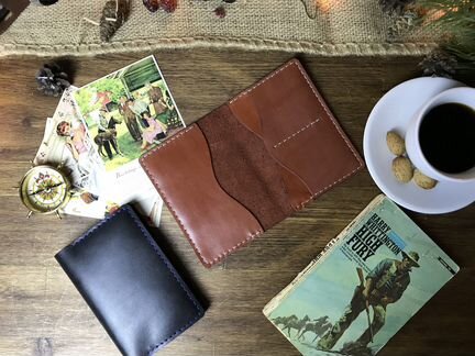 Кошелек для паспорта и банкнот