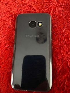 Телефон Samsung galaxy a3 2017
