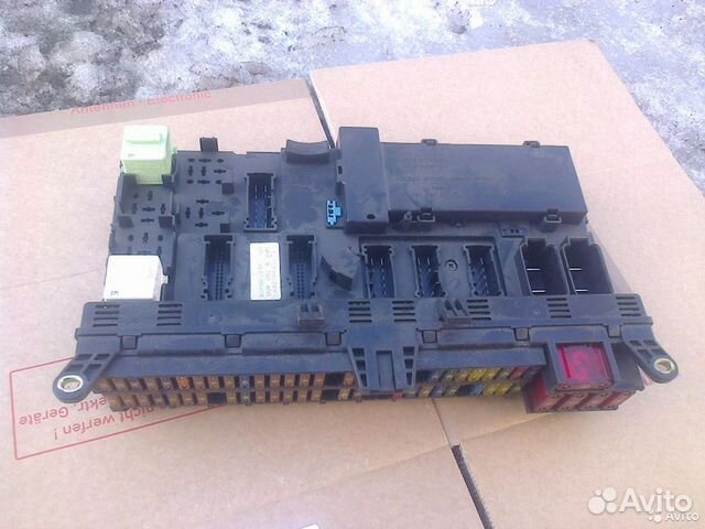 Блок предохранителей салона BMW X5 e53