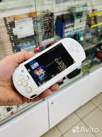 Игровая приставка Sony PSP E1008 Street белая