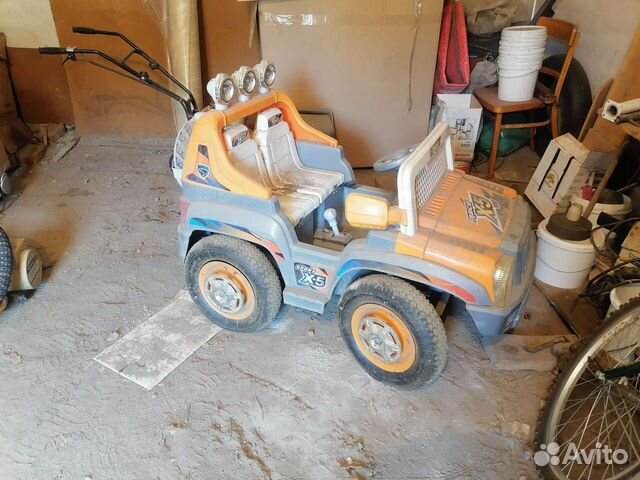 Детский электромобиль