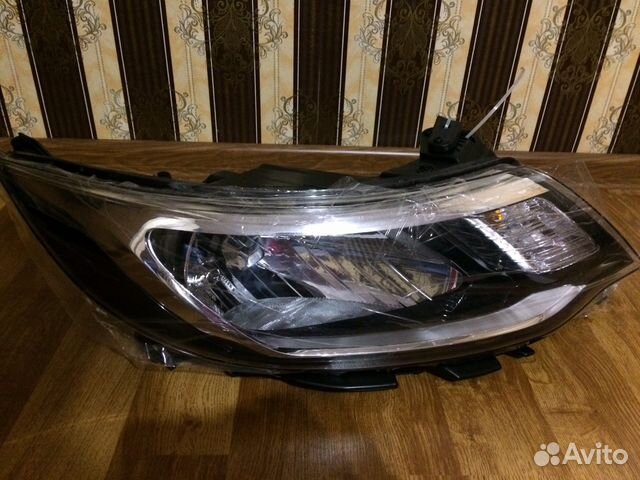 Правая фара киа рио 2015г