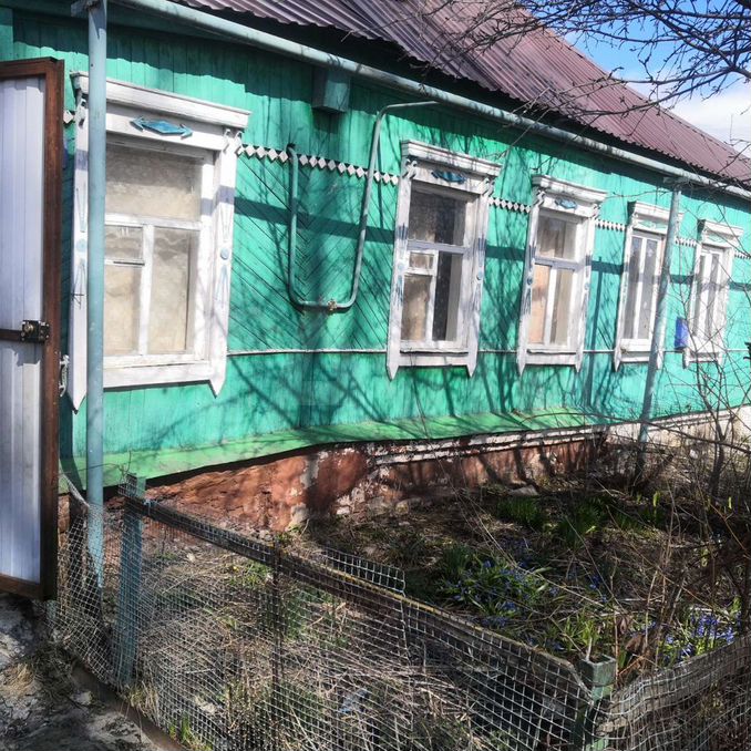 Жуковского 31 курск профнастил. Коттеджи в курске. Дома в железнодорожном округе курска. Дома в железнодорожном округе курска. Улица малых курск.