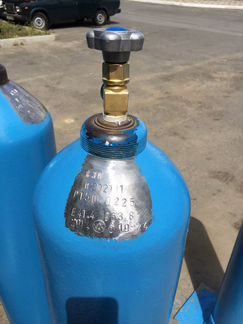 Прием кислородный баллон,углекислотный баллон