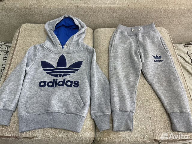 Спортивный костюм adidas на флисе