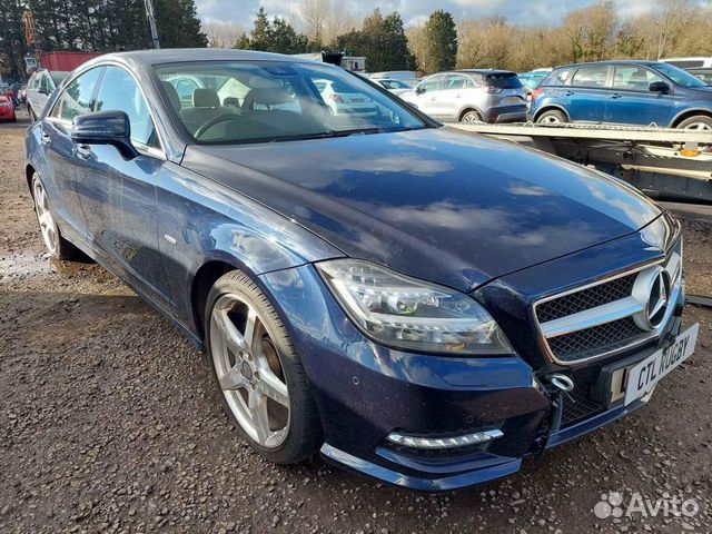 В разборе nissan titan 2016