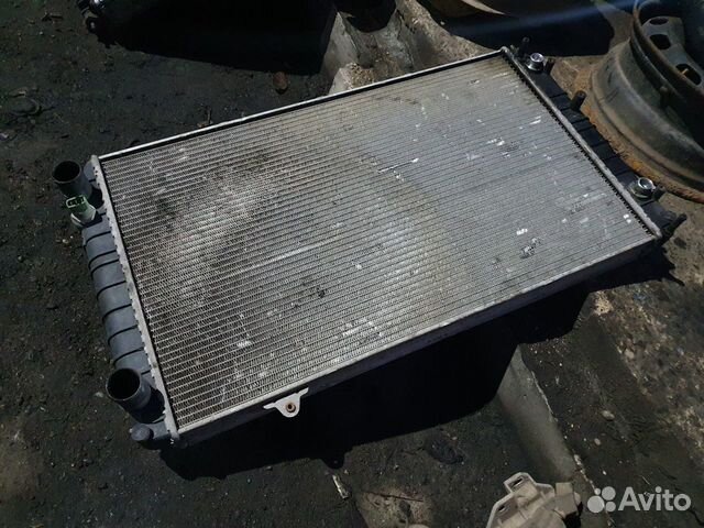Радиатор основной Audi A8 D2 ауди а8 д2 v8 4.2 3.7