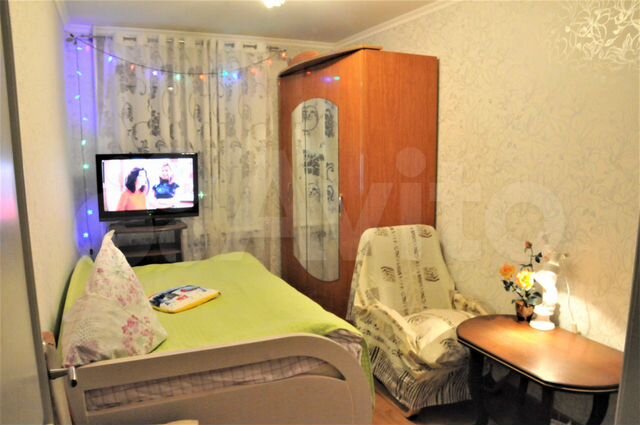 Комната 11 м² в 4-к., 7/9 эт.