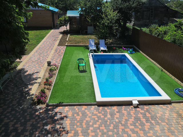 Комната 35 м² в 2-к., 1/2 эт.