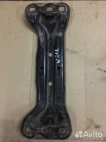 Кронштейн кпп Mercedes w211