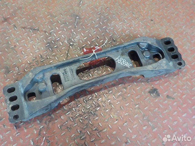 Кронштейн кпп scania