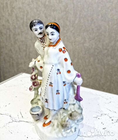 Фарфоровые статуэтки
