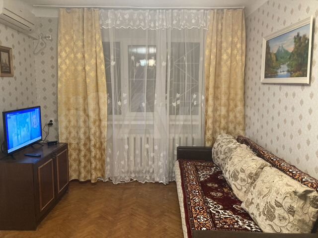 2-к. квартира, 46 м², 1/4 эт.