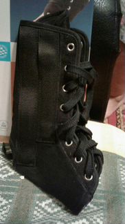 Бондаж на голеностопный сустав со шнуровкой 3