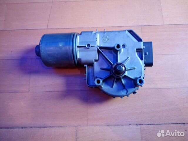 Моторчик стеклоочистителя Audi A8 II(D3)(2002-2010