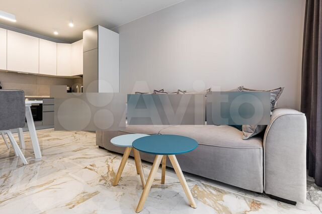 2-к. квартира, 52 м², 5/18 эт.