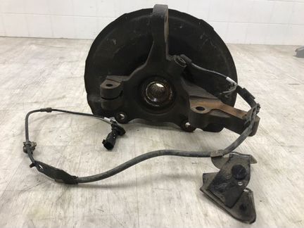 Кулак поворотный передний левый Mitsubishi Lancer