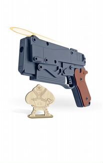 Деревянный пистолет с подвижным затвором (блоубэк)