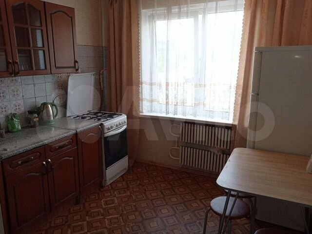 3-к. квартира, 64 м², 1/9 эт.