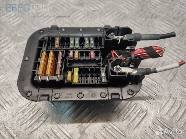 Блок предохранителей на mercedes W253 s1135739