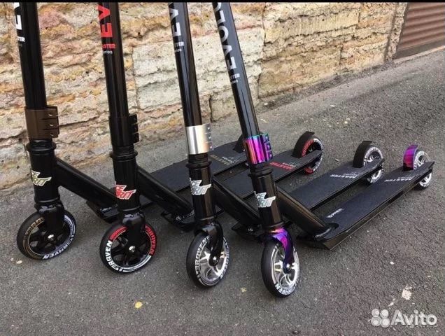 Самокаты трюковые. Самокат городской
