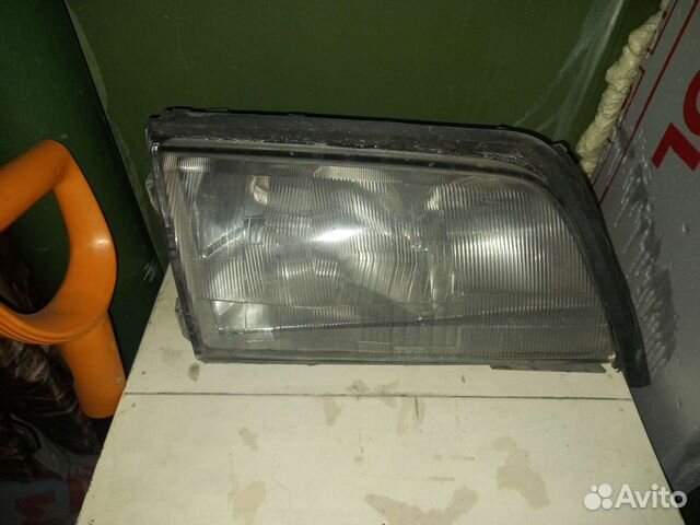 Фара Mercedes-Benz w202