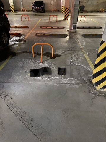 Машиноместо, 14 м²