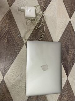 Apple MacBook Air13 mid 2012