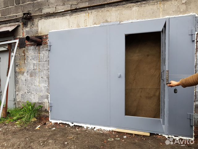 Продам Стальные Двери-перегородки Вх248см,Шх138 см