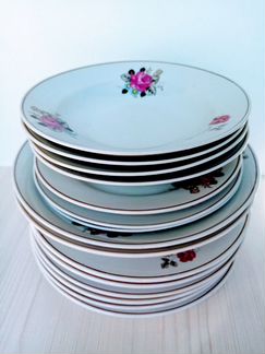 Тарелки Хлебница Сухарница