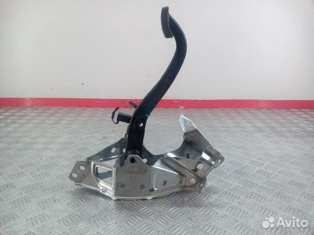 Педаль тормоза на Опель Астра H