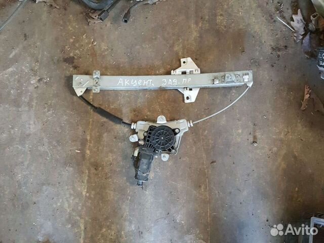 Стеклоподъемник задний правый Hyundai Accent