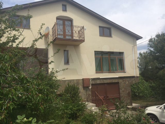 Дом 372 м² на участке 12 сот.