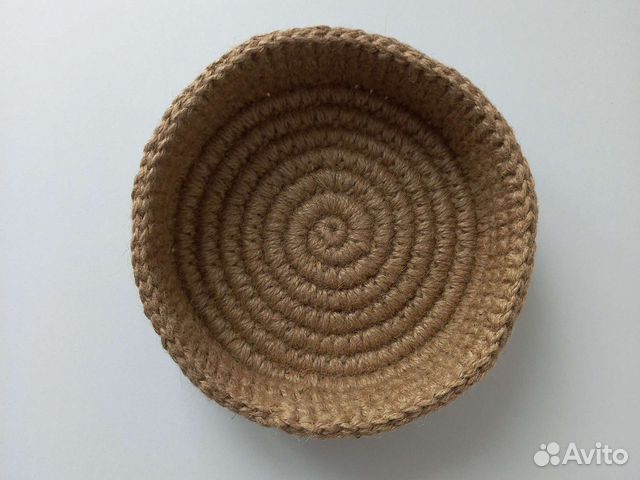 Джутовая корзинка-поднос