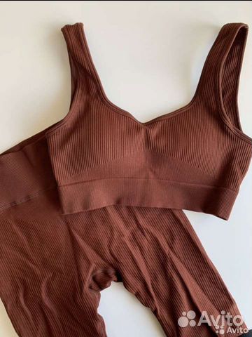 Легинсы и топ спортивные