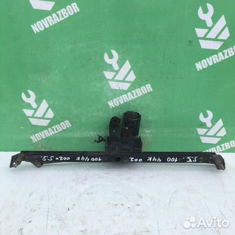 Трапеция стеклоочистителей Ауди 100 44 кузов С3