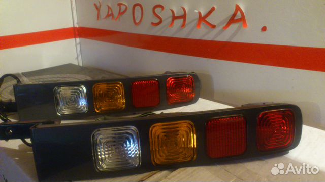 Стоп сигнал ниссан куб правый/левый 2002-2005г
