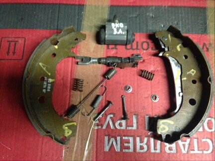 Механизм барабанного тормоза Ford Ecosport