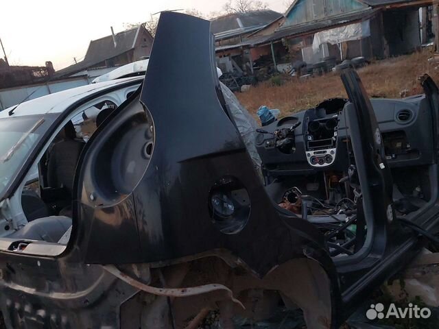 Заднее правое крыло chevrolet spark м200